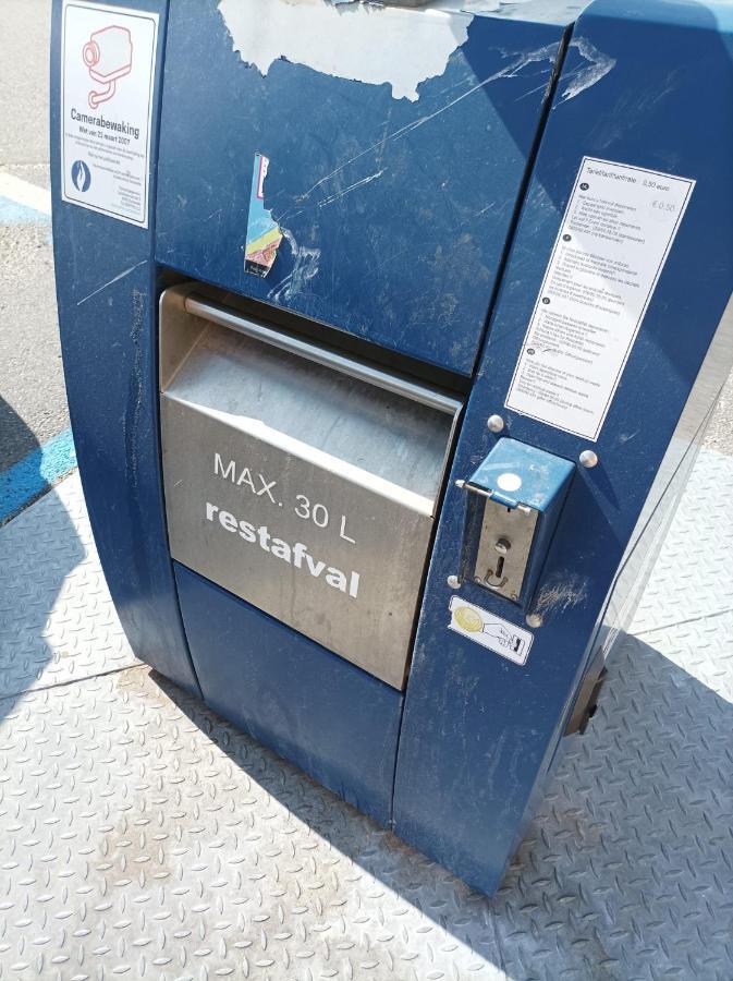 Frontaal Zeezicht In Appartement De Strandjutter Oostende Bagian luar foto